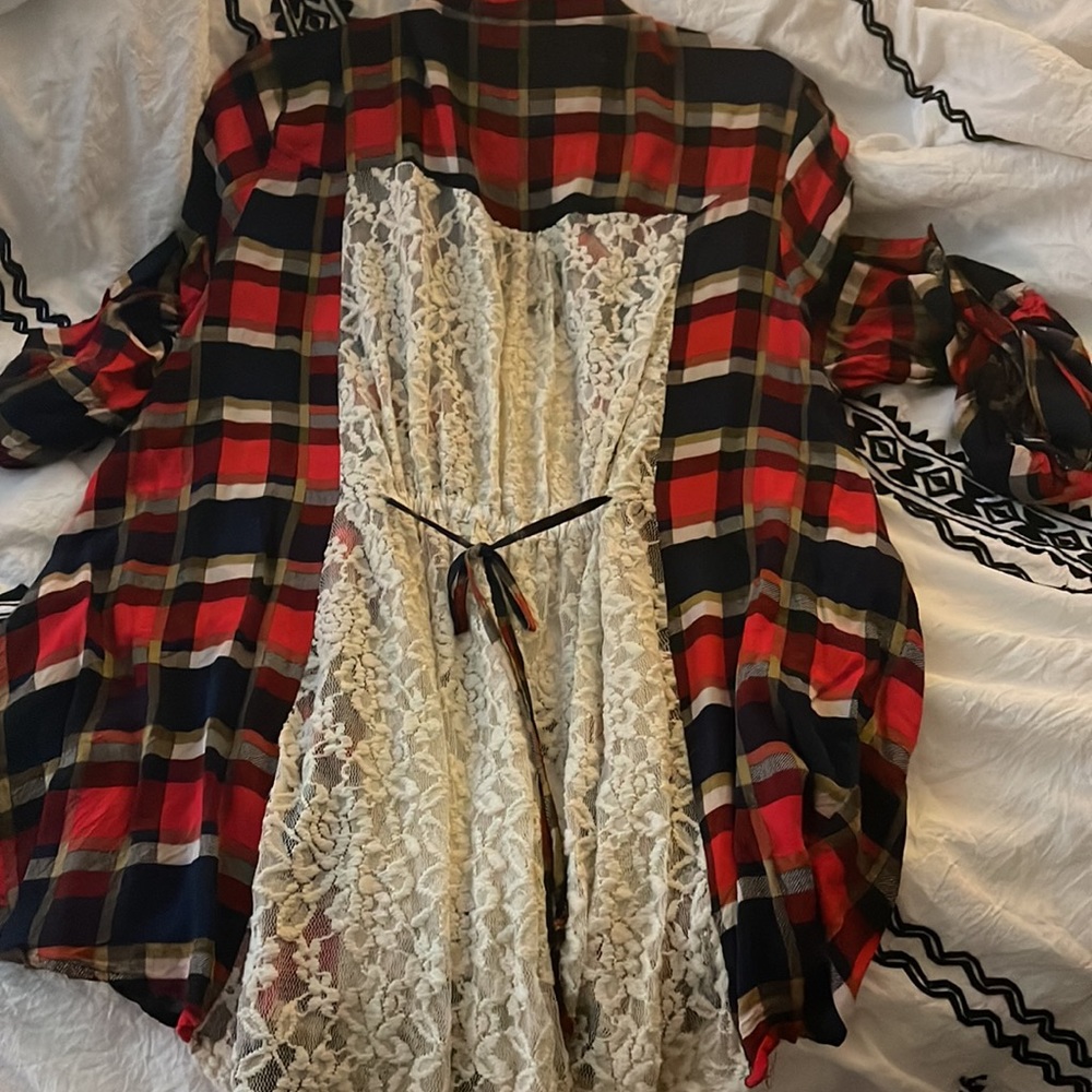 Flannel/Lace Button Up
